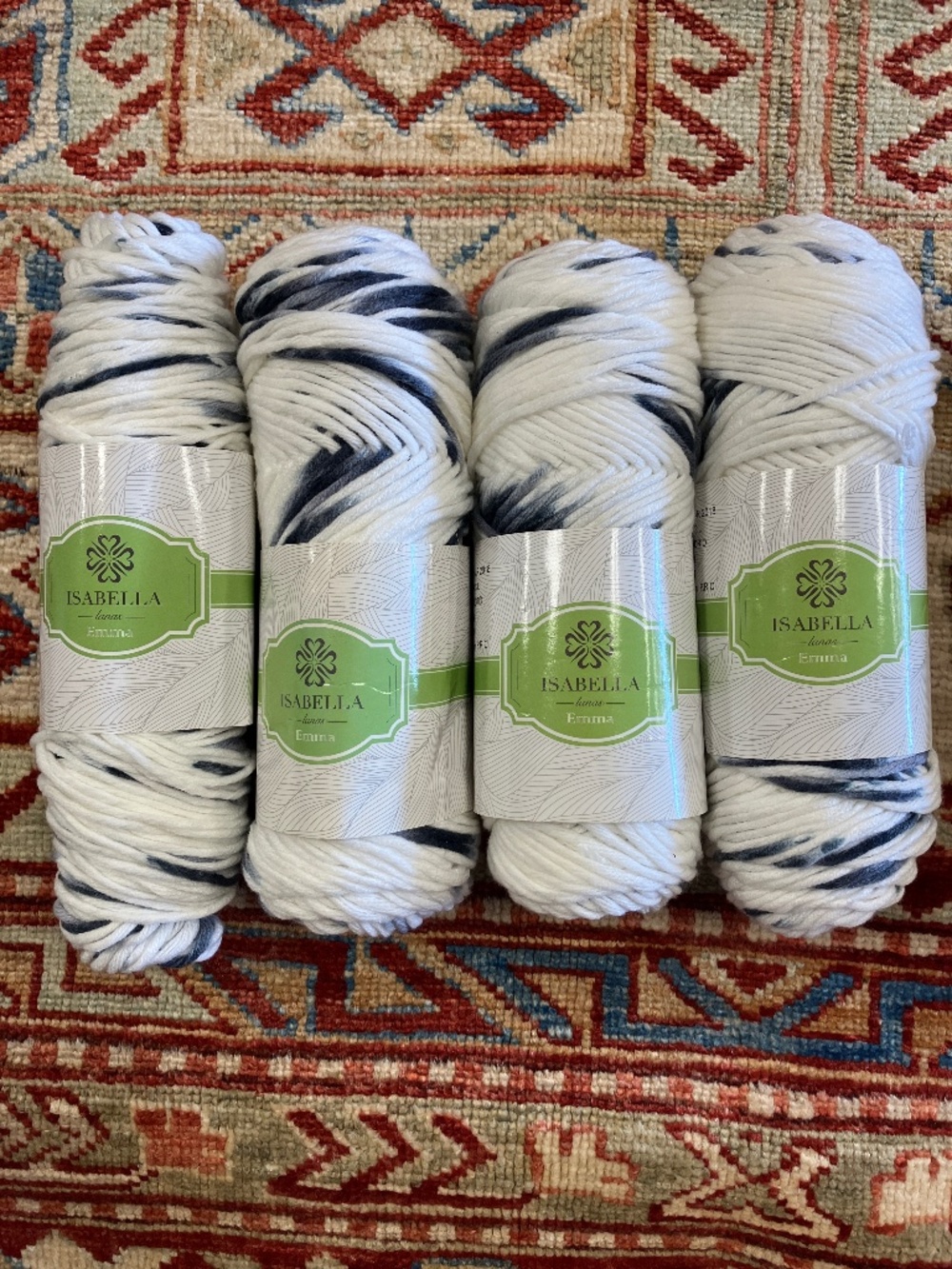 New Navy & White Acrylic Yarn 100g - From Spain